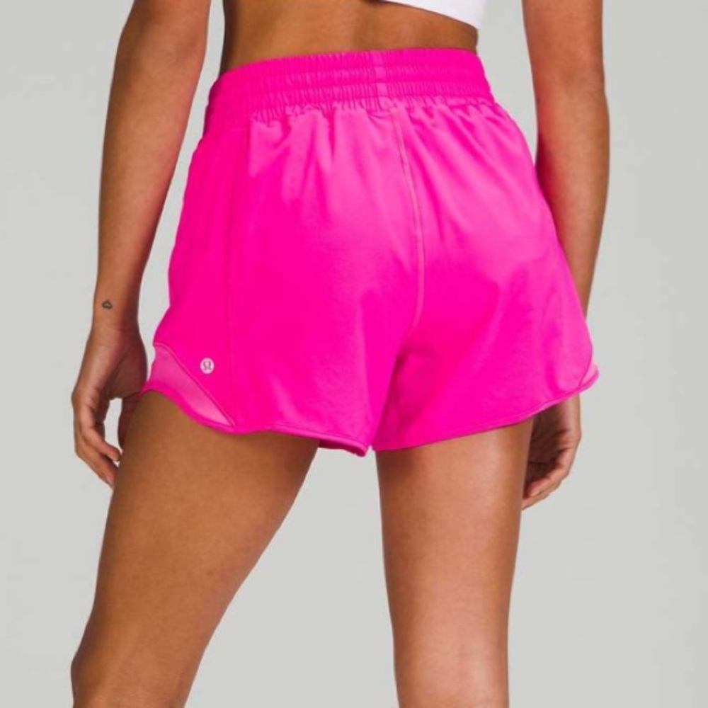 Lululemon Vibrant Pink Women's‎ Hotty Hot Shorts-Size 0 Tall-4" Inseam